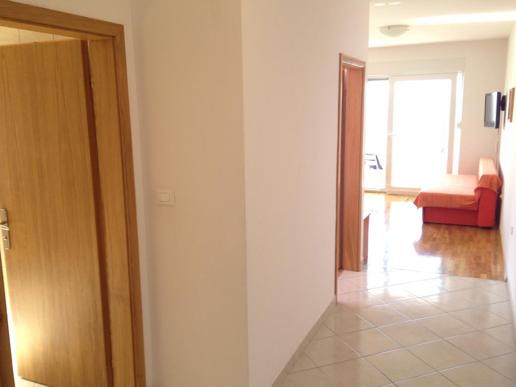 Gala Apartments Omiš Zimmer foto