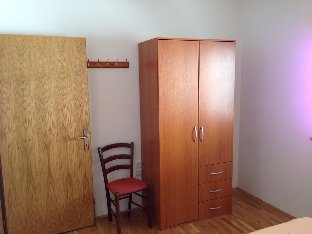 Gala Apartments Omiš Zimmer foto